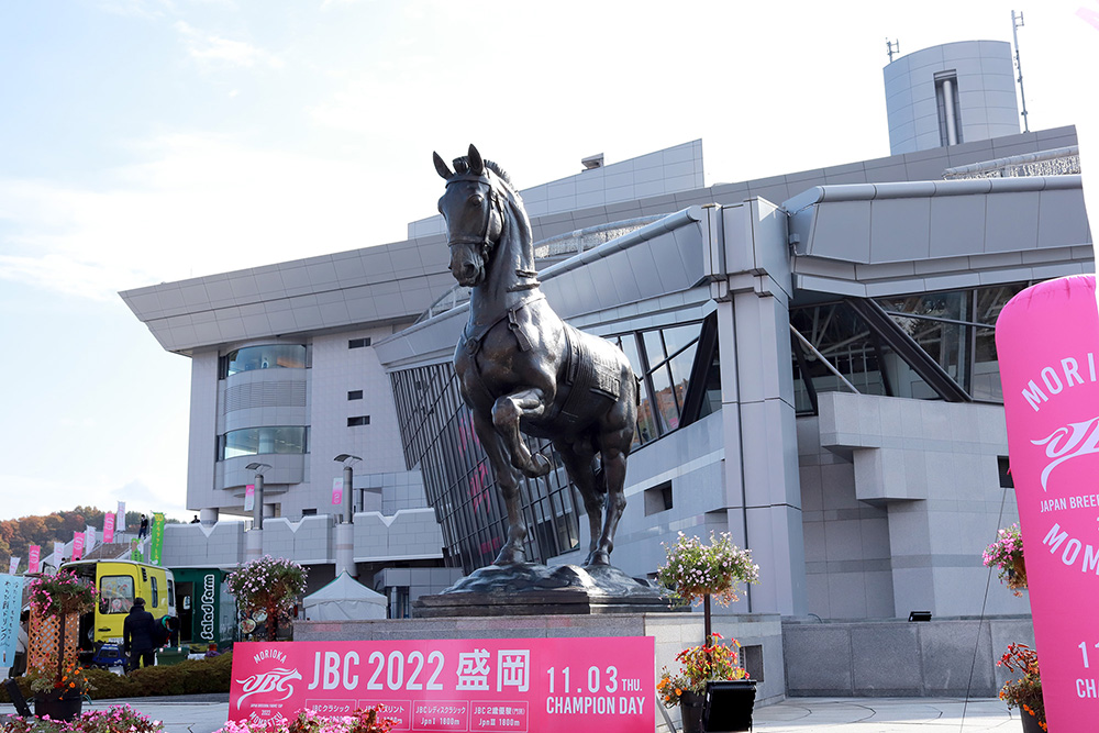 競馬　新築記念　競優牧場　記念品置き時計 競馬 新築記念 競優牧場 記念品置き時計 競馬 新築記念 競優牧場